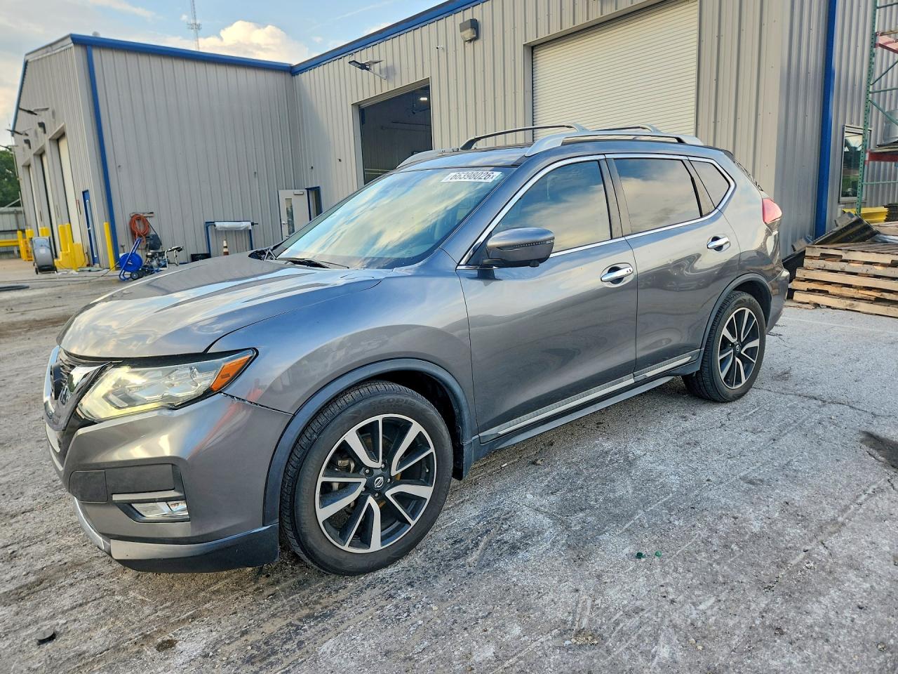 2019 NISSAN ROGUE