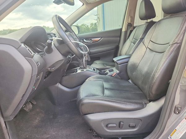 2019 NISSAN ROGUE