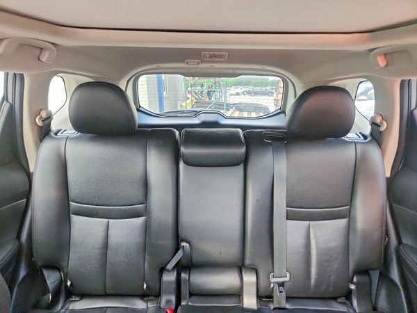 2019 NISSAN ROGUE