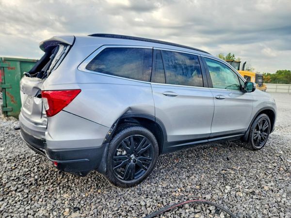 2021 HONDA PILOT SE