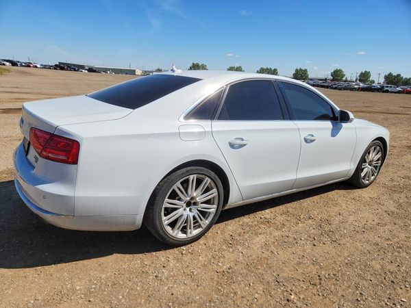 2013 AUDI A8