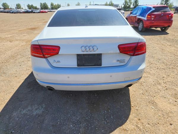 2013 AUDI A8