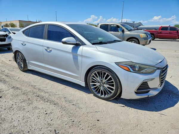 2017 HYUNDAI ELANTRA