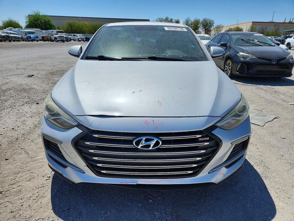 2017 HYUNDAI ELANTRA