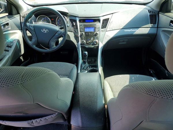 2012 HYUNDAI SONATA