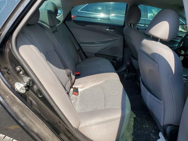 2012 HYUNDAI SONATA