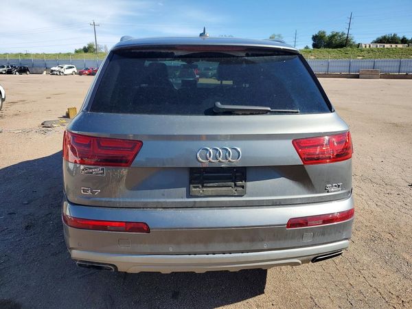 2017 AUDI Q7 quattro Premium Plus