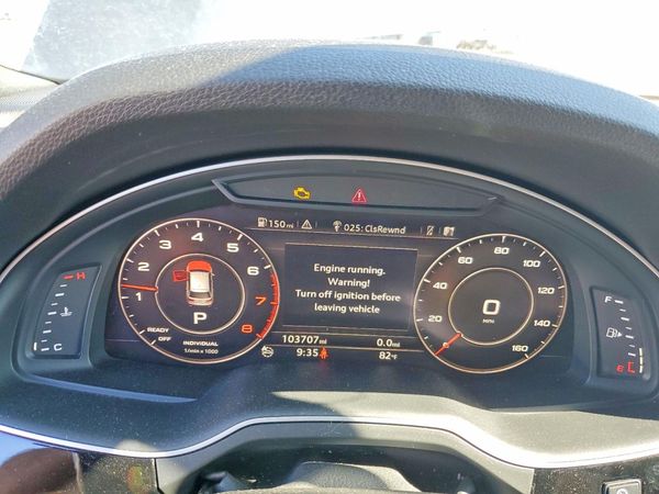 2017 AUDI Q7 quattro Premium Plus