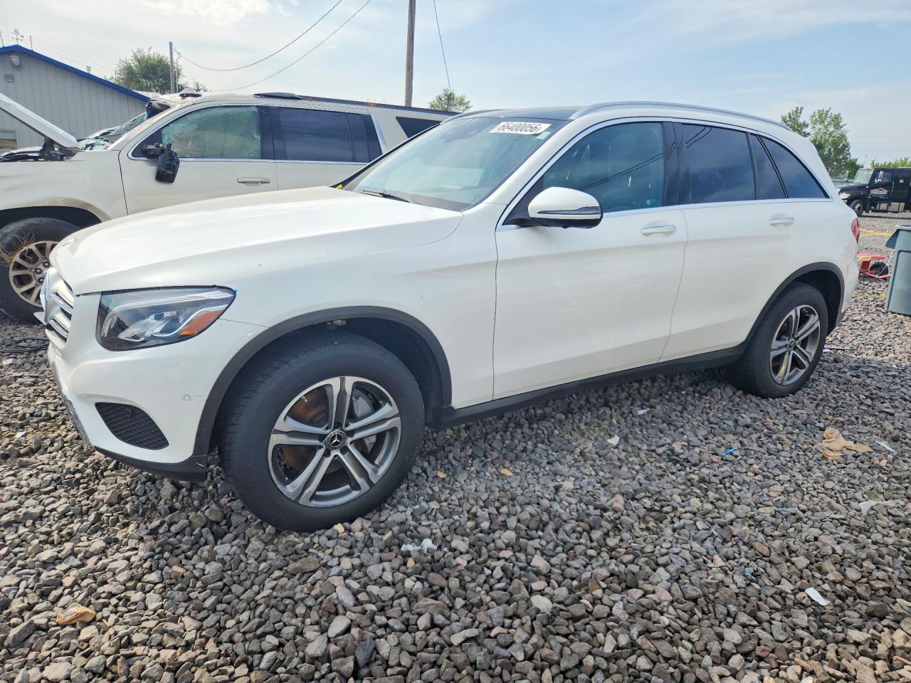 2018 MERCEDES-BENZ GLC-CLASS GLC 300-4M — Front 3/4