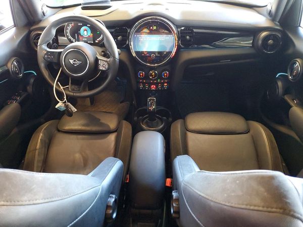 2024 MINI COOPER