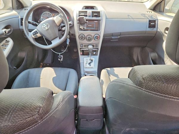 2012 TOYOTA COROLLA