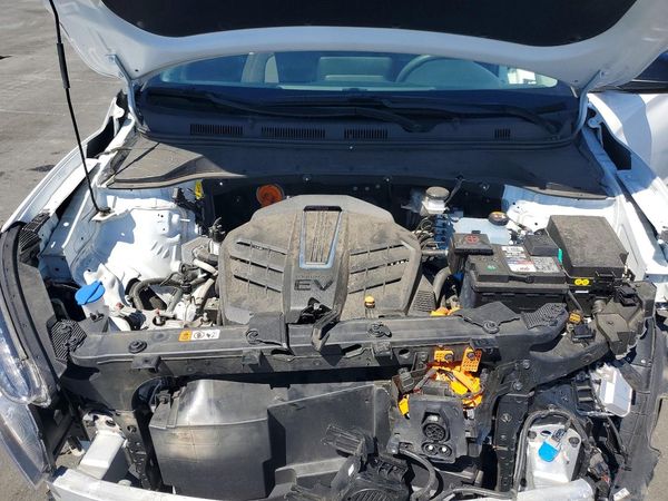 2022 HYUNDAI KONA SEL W/O Convenience Pkg