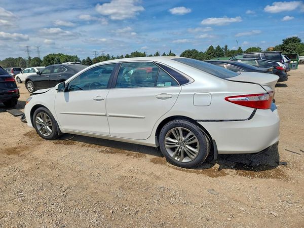 2017 TOYOTA CAMRY