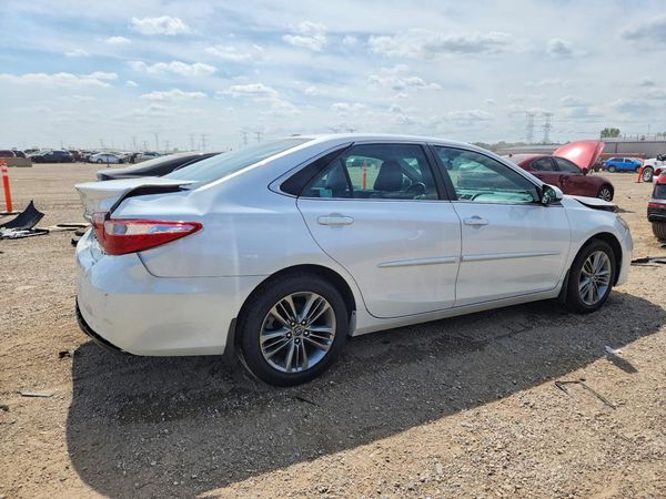 2017 TOYOTA CAMRY