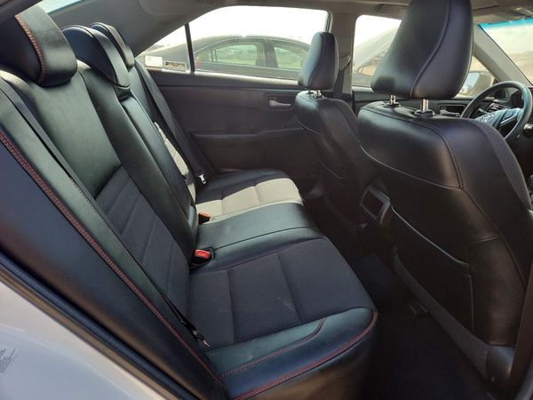 2017 TOYOTA CAMRY