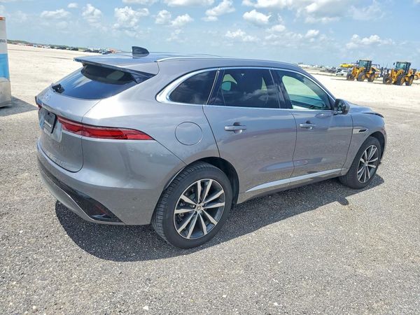 2025 JAGUAR F-PACE P250 R-Dynamic S
