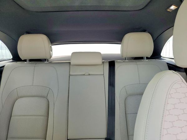 2025 JAGUAR F-PACE P250 R-Dynamic S