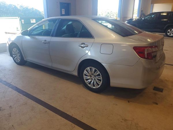 2013 TOYOTA CAMRY