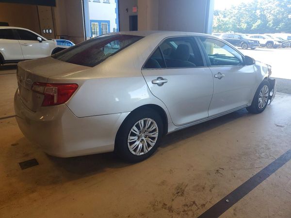 2013 TOYOTA CAMRY