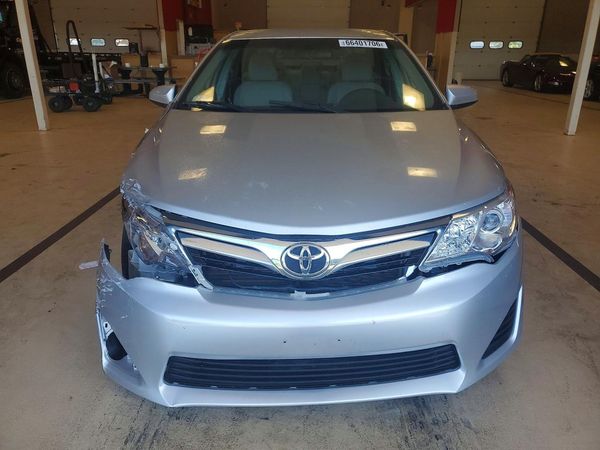 2013 TOYOTA CAMRY