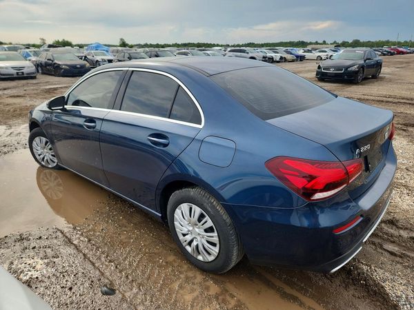 2019 MERCEDES-BENZ A-CLASS A220 — DSRA
