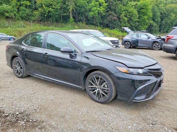 2024 TOYOTA CAMRY