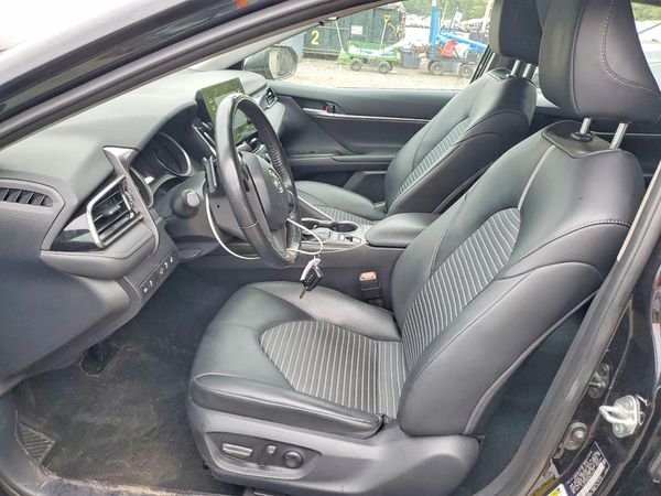 2024 TOYOTA CAMRY