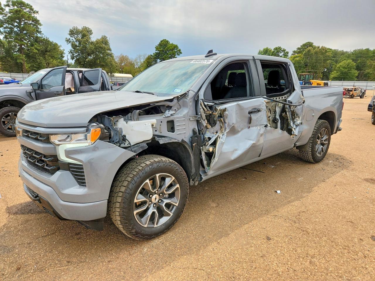 2024 CHEVROLET SILVERADO RST — Front 3/4