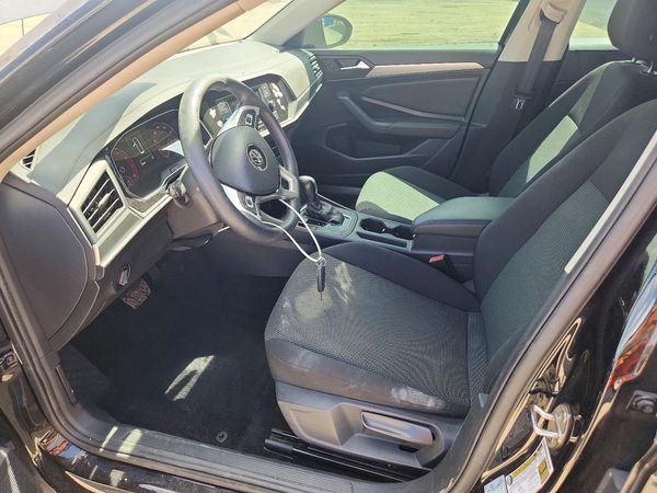 2019 VOLKSWAGEN JETTA S, SE, R-Line