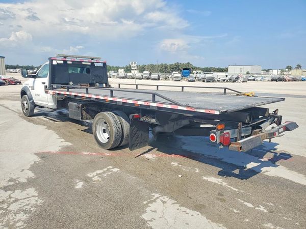 2017 RAM 5500 REG CAB CHASSIS