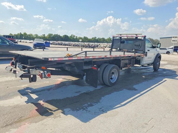 2017 RAM 5500 REG CAB CHASSIS