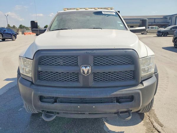 2017 RAM 5500 REG CAB CHASSIS