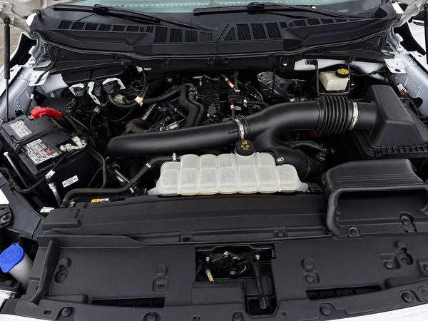 2024 FORD F150