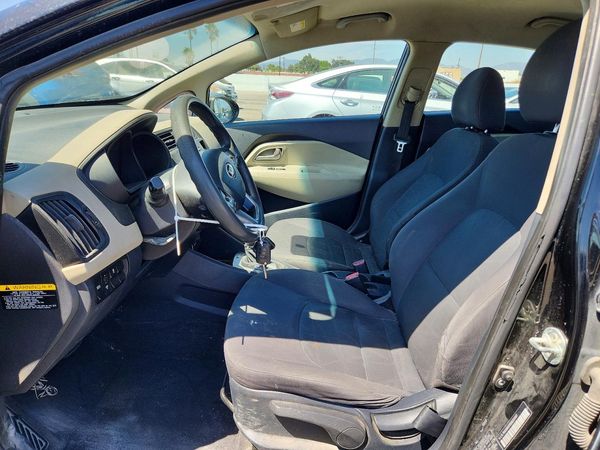 2013 KIA RIO