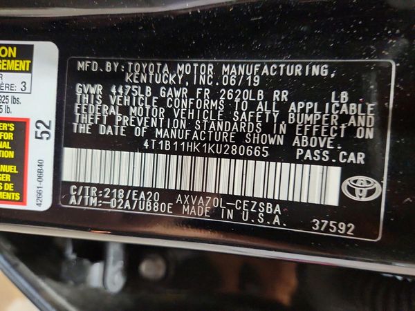 2019 TOYOTA CAMRY