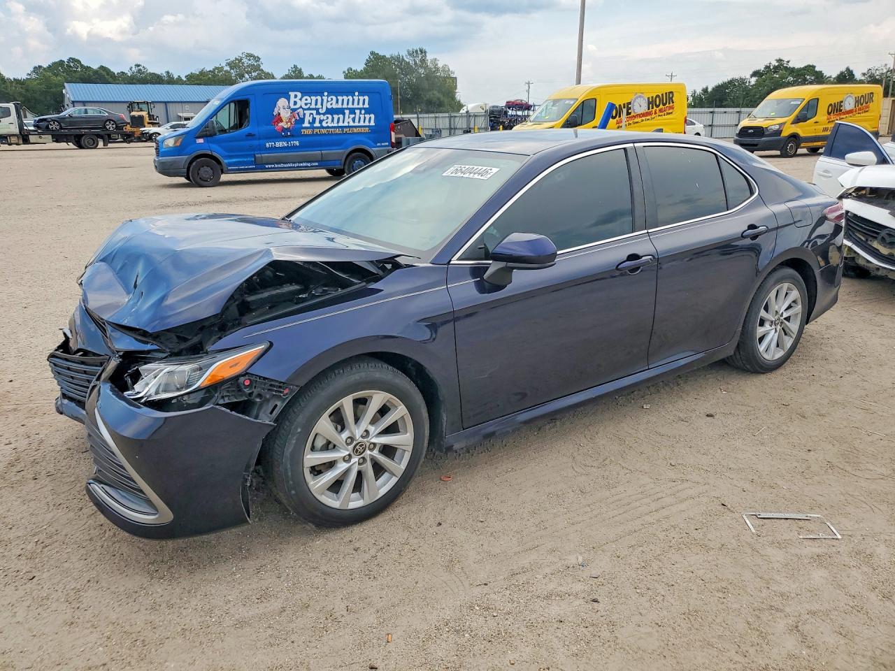 2022 TOYOTA CAMRY LE