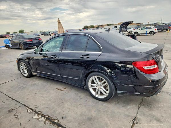 2014 MERCEDES-BENZ C C250