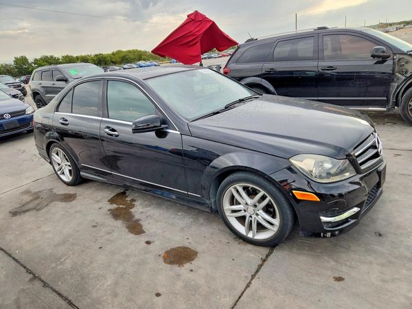 2014 MERCEDES-BENZ C C250