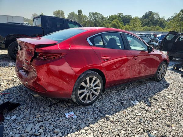 2022 MAZDA 3 Select Package