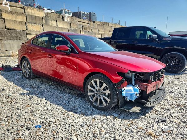 2022 MAZDA 3 Select Package