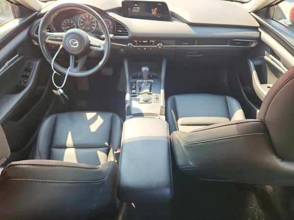 2022 MAZDA 3 Select Package