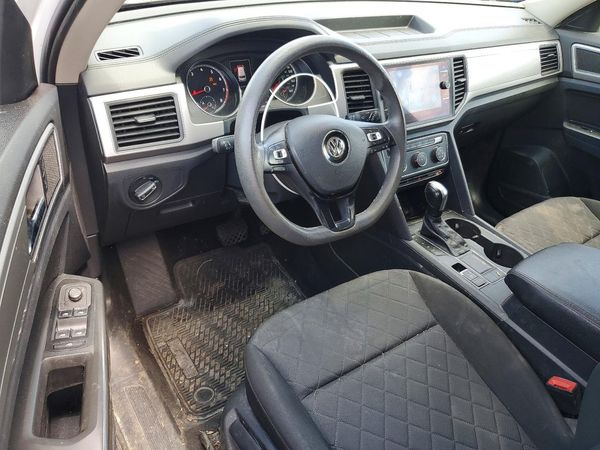 2018 VOLKSWAGEN ATLAS Launch Model