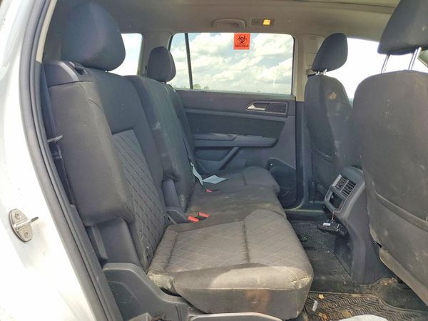 2018 VOLKSWAGEN ATLAS Launch Model