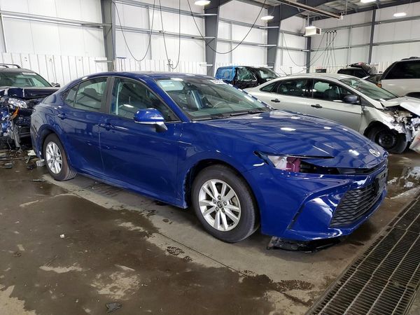 2025 TOYOTA CAMRY