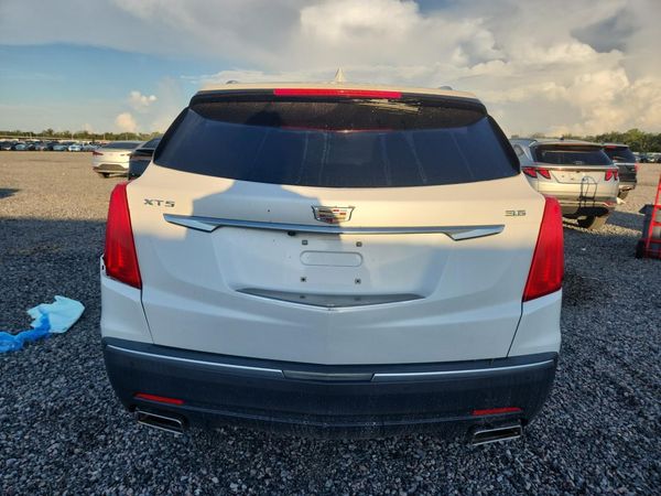 2018 CADILLAC XT5 Premium Luxury