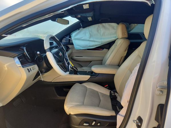 2018 CADILLAC XT5 Premium Luxury