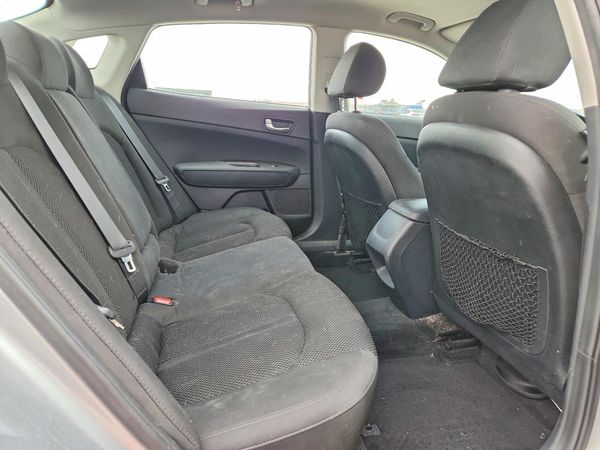 2019 KIA OPTIMA LX, S