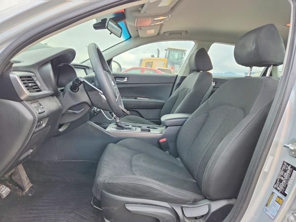 2019 KIA OPTIMA LX, S