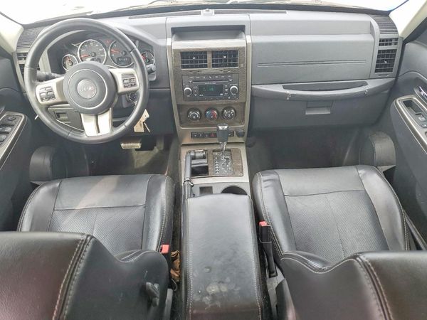 2012 JEEP LIBERTY Jet