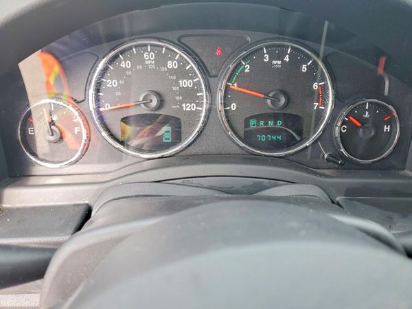 2012 JEEP LIBERTY Jet
